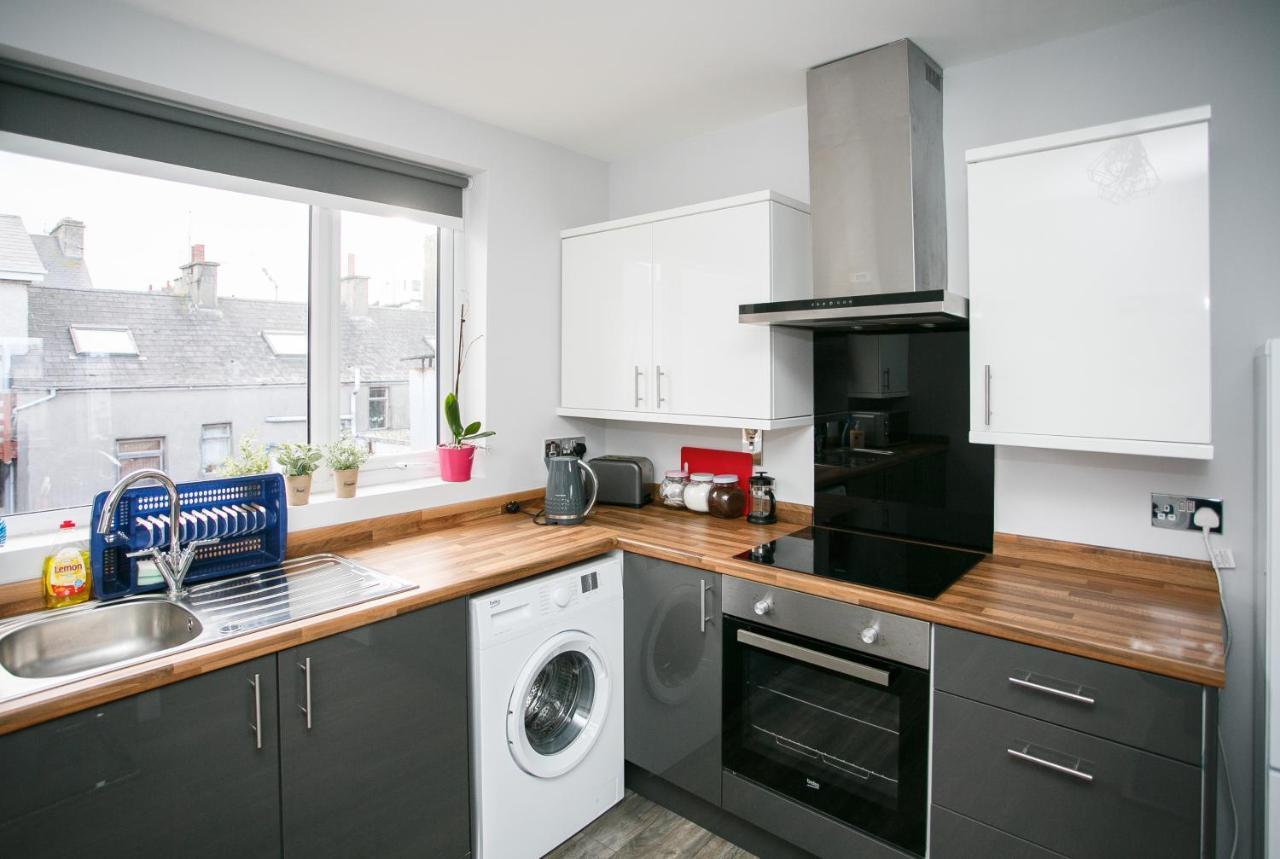 Apt3, No 2 Antrim Gardens, Portrush With Seaview Bagian luar foto