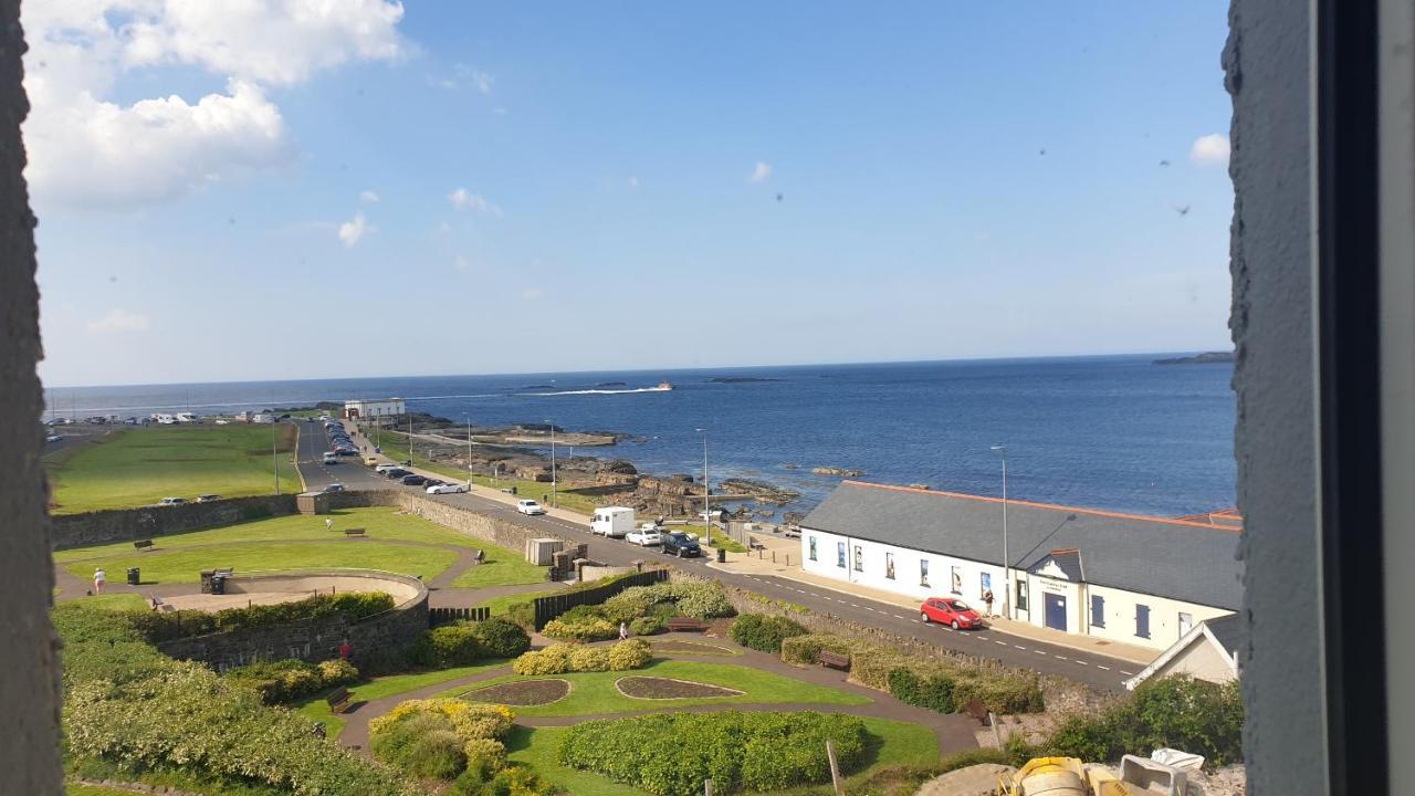 Apt3, No 2 Antrim Gardens, Portrush With Seaview Bagian luar foto